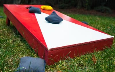 Play Cornhole